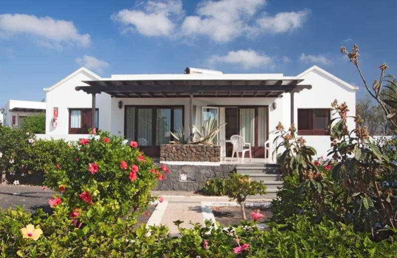 Playa Limones Bungalows Playa Blanca  Exterior photo
