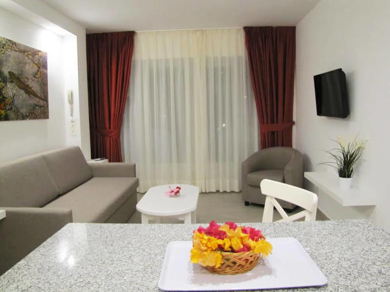 Playa Limones Bungalows Playa Blanca  Exterior photo