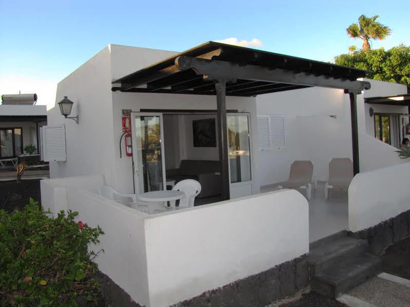 Playa Limones Bungalows Playa Blanca  Exterior photo